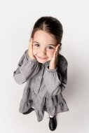 COCCODRILLO kleita ar garām piedurknēm MAXI MINI GIRL KIDS, pelēka,  ZC3128101MGK-019